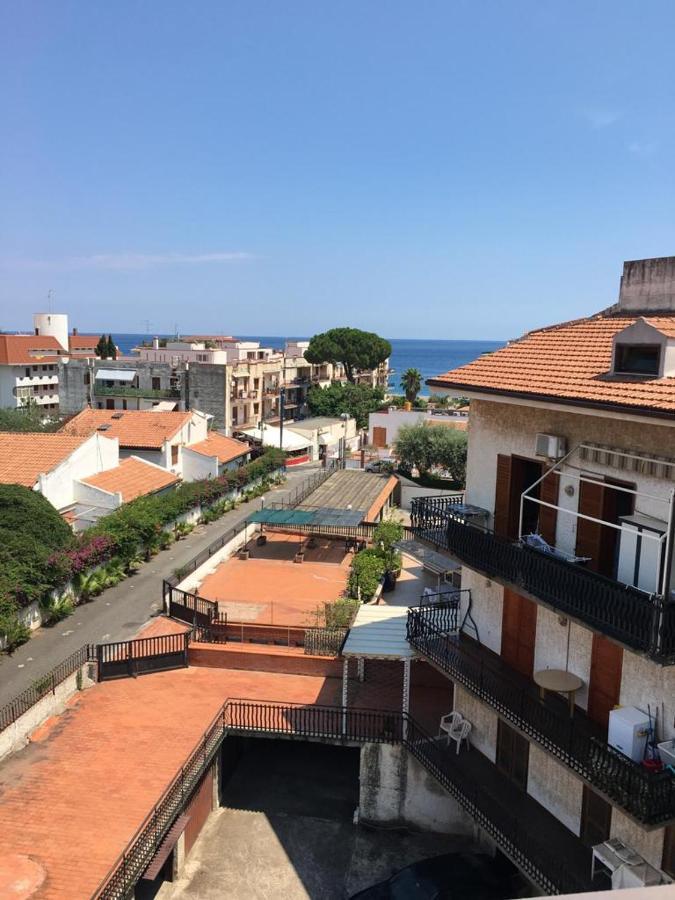 Beda House Panoramica E Tranquilla Villa Giardini Naxos Exterior foto